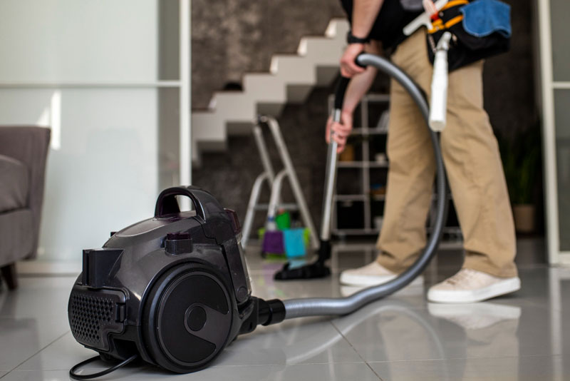 man-doing-professional-home-cleaning-service